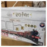 Lionel Hogwarts Express Ready to Play Train Set