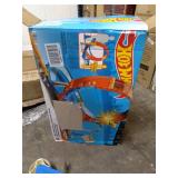 Hot Wheels Massive Loop Mayhem Track Set with Huge 28-Inch Wide Track Loop Slam Launcher, Battery Box & 1 Hot Wheels 1:64 Scale Car, Designed for Multi-Car Play, Gift for Kids 5 Years & Up