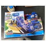 Paw Patrol, Moto Pups Moto HQ Playset with Sounds and Exclusive Chase Figure and Motorcycle Vehicle