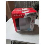 Frigidaire Retro 10L, 15-can Mini Fridge EFMIS183-SS, Stainless Steel