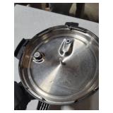 Thomson TFPC607 6L 2 In 1 Air Fryer Pressure Cooker - Button Control/Led Display, Stainless