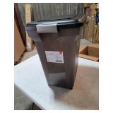 IRIS Premium Airtight Pet Food Storage Container, 42-Pounds, Smoke