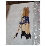 2 Wood Bow N Arrows
