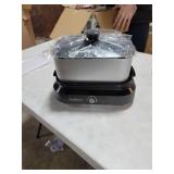 West Bend 87905 5-Quart Large Capacity Non-Stick Versatility Cooker with 5 Temperature Control Settings Dishwasher Safe Includes A Travel Lid & Thermal Carrying Case