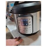 Instant Pot - 6 Quart Duo Plus 9-in-1 Electric Pressure Cooker - Silver - Silver
