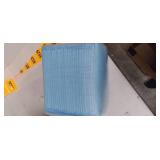 Amazon Basics Dog and Puppy Pads, Heavy Duty Absorbency Pee Pads with Leak-proof Design and Quick-dry Surface for Potty Training, X-Large (28 x 34 Inches) - Pack of 25