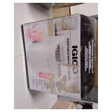 Igloo ICEB26WH Automatic Portable Electric Countertop Ice Maker Machine, 26 Pounds in 24 Hours, 9 Cubes Ready in 7 minutes, With Scoop and Basket, Perfect for Water Bottles, Mixed Drinks, Parties, WHT