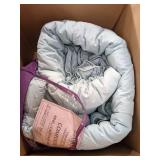 Vilano Springs Premium Quality Over-Sized All-Season Down-Alternative Comforter, Sky Blue, King / California King