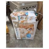 Summer Newborn-to-Toddler Bath Center & Shower (Blue)