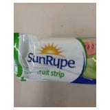 10- PIECES - APPLE STRAWBERRY WATERMELON 100% FRUIT STRIP PLUS BONUS 3 KIT KAT BARS