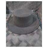 astrqle Fashion classic black brim flat church derby cap