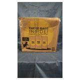 PURINA TIDY CATS MULTI-CAT CLUMPING LITTER 3 BAGS INSIDE