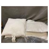 Lot of 17" Pillow Inserts