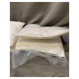 Lot of 17" Pillow Inserts