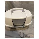 Kitty Litter Box With Scoop