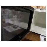 Panasonic NN-SN936W Countertop Microwave with Inverter Technology, 2.2 Cubic Foot, 1250W, White