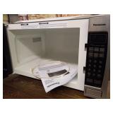 Panasonic Microwave Oven NN-SN966S Stainless Steel Countertop/Built-In with Inverter Technology and Genius Sensor, 2.2 Cubic Foot, 1250W