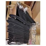 Space Saving Non Slip Hangers, Approx 90 hangers