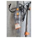 Black and Decker Vacuum