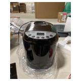 Curtis Stone bread maker Black Retail:$97.49