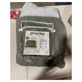 Great Bay Home Reversible Medallion Loveseat Furniture Protector, Mid Gray / Light Gray