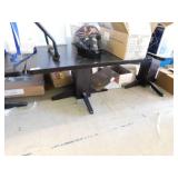 sturdy table - pedestal base