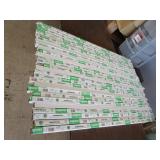 Large lot of 32 watt fluorescent bulbs