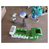 Lot - miscellaneous decorative nick knacks