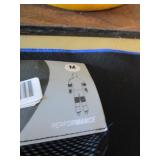 GTRacing floor mat and set of inline skate pads M