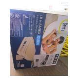 Serta 18" Queen air bed