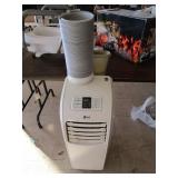 LG Portable air cooler with vent