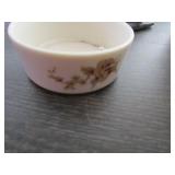 Lot - Various glass ware, Snoopy glasses, 8 elk etched high ball glasses and more