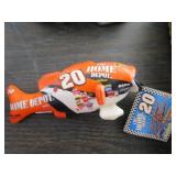 Lot - Miscellaneous items, Girls razor helmet, commemorative small baseball bat, and more