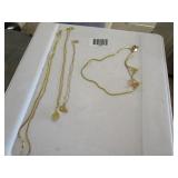 Lot - various necklaces