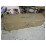 8 1/2ft New Christmas tree - pre lit