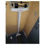 Detecto medical scale