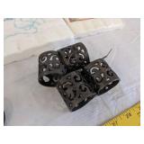 Napkins holders, napkins & tablecloth