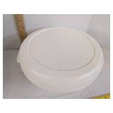 Stanley Aladdin Thermos & Aladdin tempreserve insulated round hot or cold food carrier.