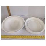 Stanley Aladdin Thermos & Aladdin tempreserve insulated round hot or cold food carrier.