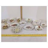 Decorative tea cups & saucers