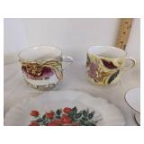 Decorative tea cups & saucers