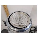 Vintage electric peak-o-matic keystoneware percolator