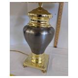 Silver/gold table lamp