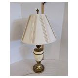 White/gold table lamp