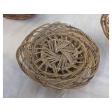 Woven oval baskets