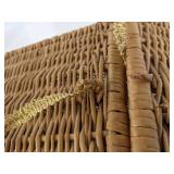 Wicker picnic basket