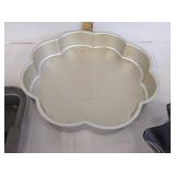 Metal heavy cooking pans