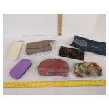 Various handbags/wallets