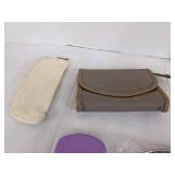 Various handbags/wallets
