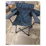 Folding lawn chair (Has rip on top see picture)